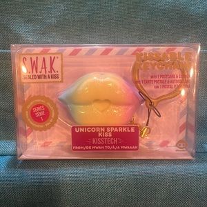 INTERACTIVE UNICORN SPARKLE KISS